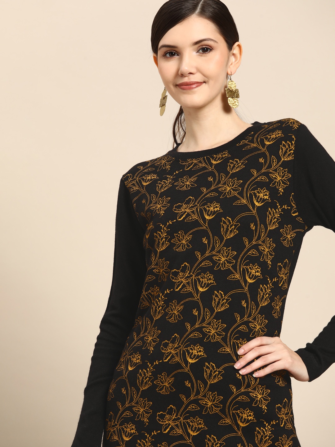 

Anouk Women Black & Yellow Floral Printed Floral Winter Winter Kurta