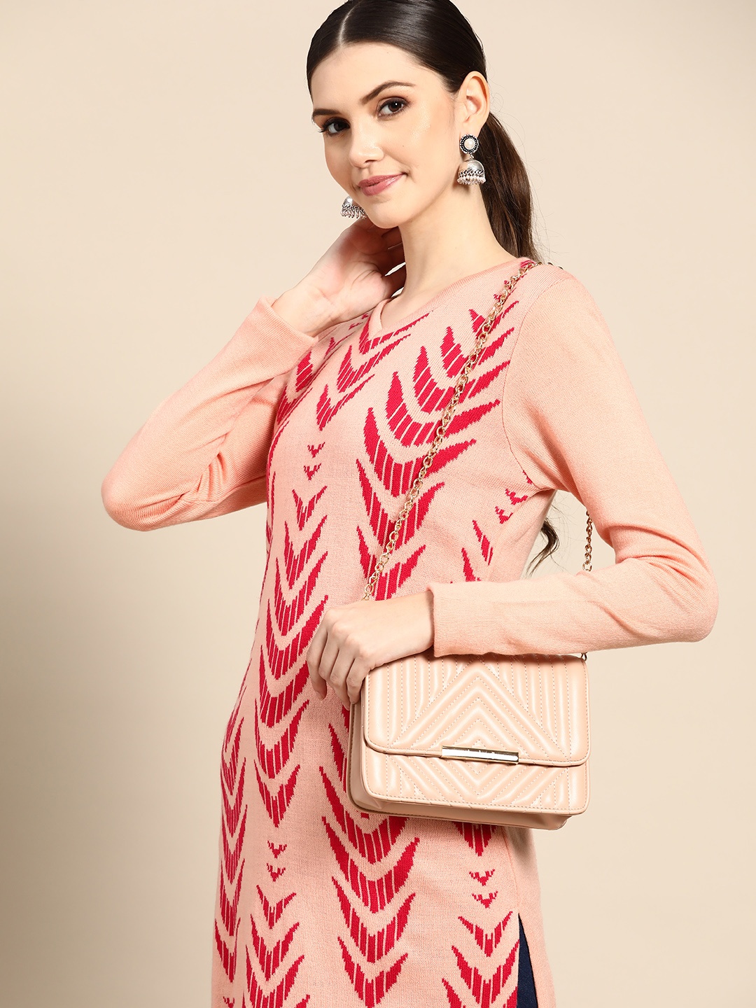 

Anouk Women Peach-Coloured & Red Knitted Pattern Winter Kurta