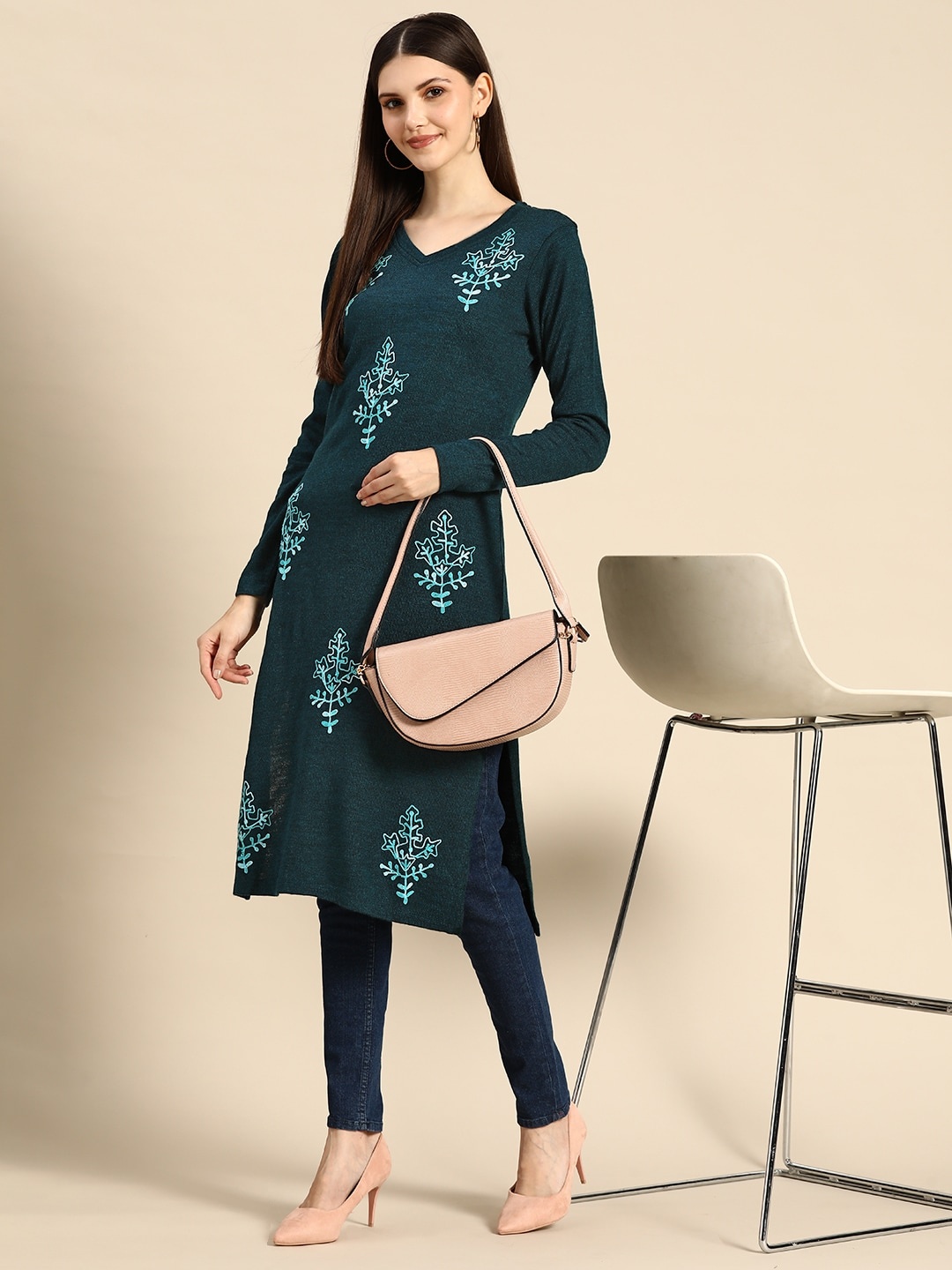 

Anouk Women Green Ethnic Motifs Embroidered Knitted Winter Kurta