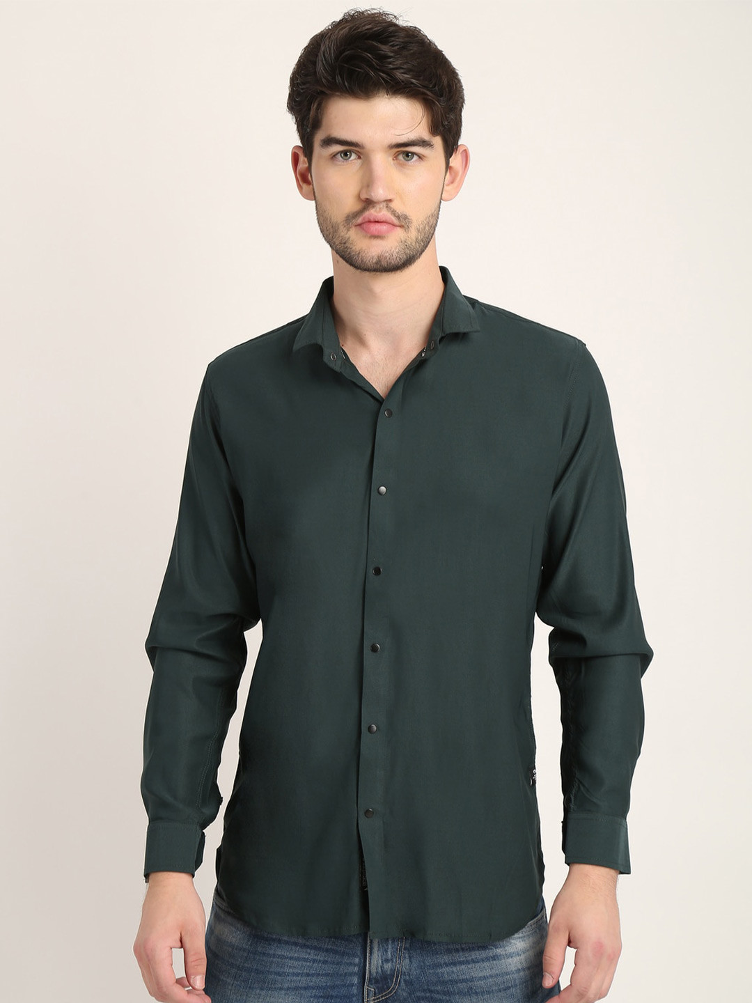 

COLVYNHARRIS JEANS Men Green Standard Solid Slim Fit Casual Shirt