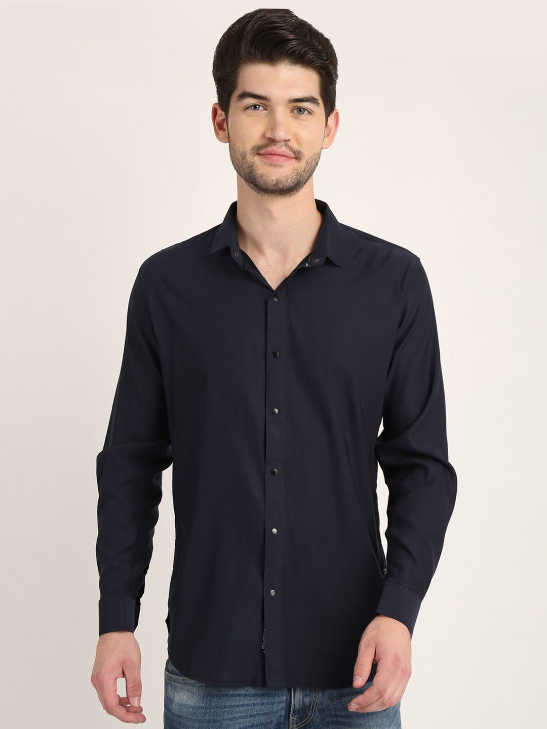 

COLVYNHARRIS JEANS Men Navy Blue Standard Slim Fit Casual Shirt