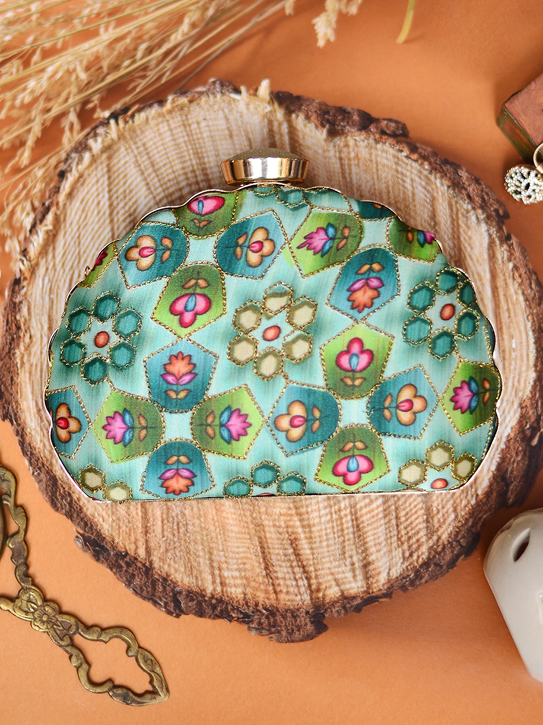 

ARTKLIM Green & Magenta Embroidered Box Clutch