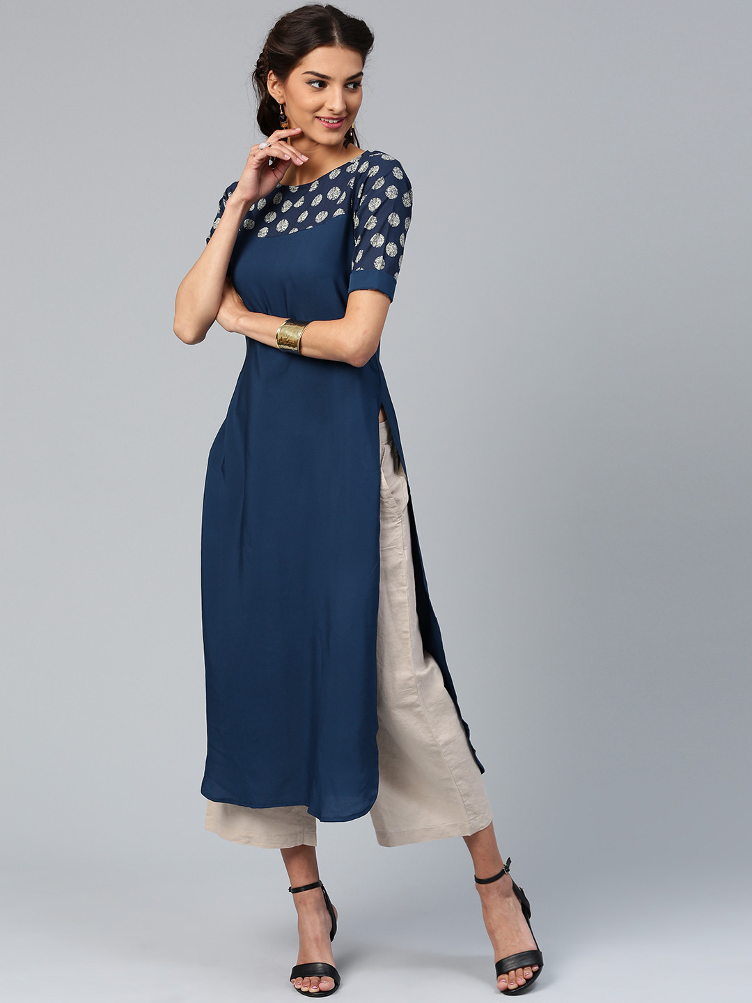 

Libas Women Navy Solid Straight Kurta, Navy blue
