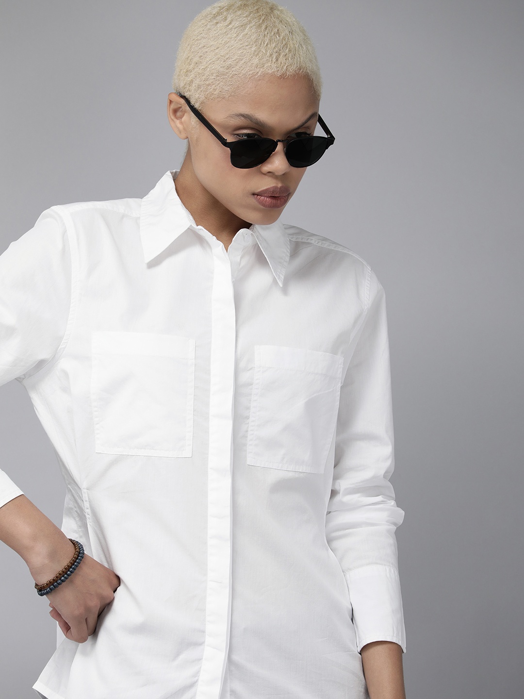 

Roadster Women White Slim Fit Casual Shirt