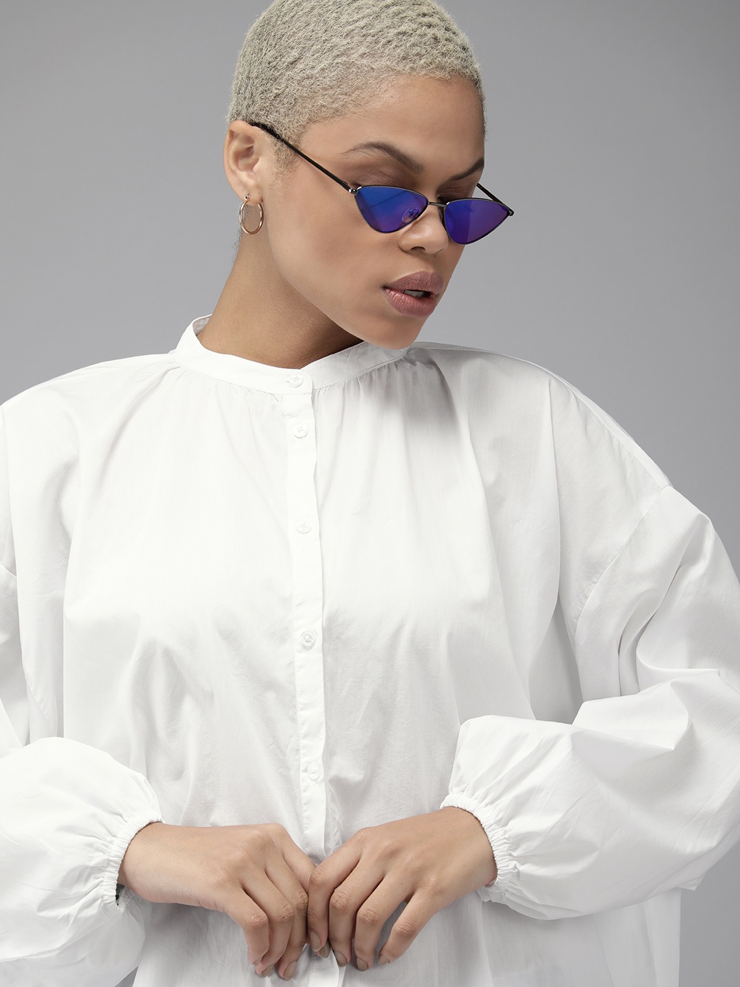 

Roadster Women White Classic Casual Shirt