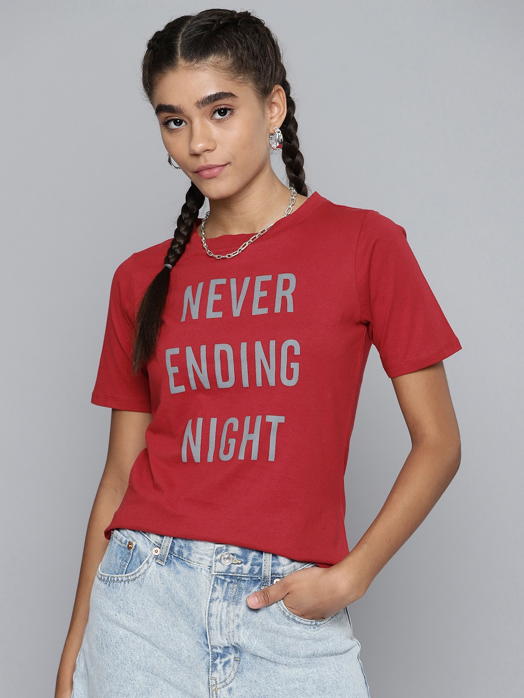 

SASSAFRAS Women Red & Grey Typography Printed Pure Cotton T-shirt