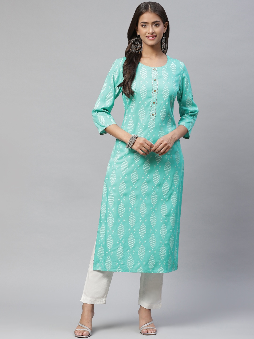 

PIROH Women Blue & White Ethnic Motifs Printed Kurta