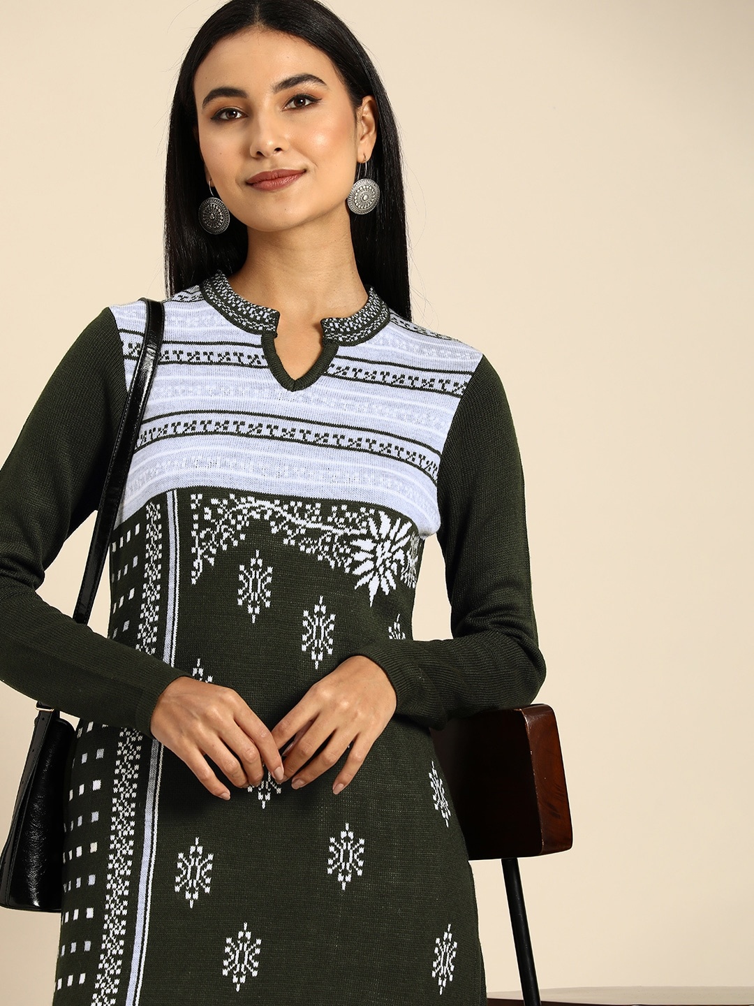

Anouk Women Olive Green Ethnic Motifs Printed Acrylic Kurta