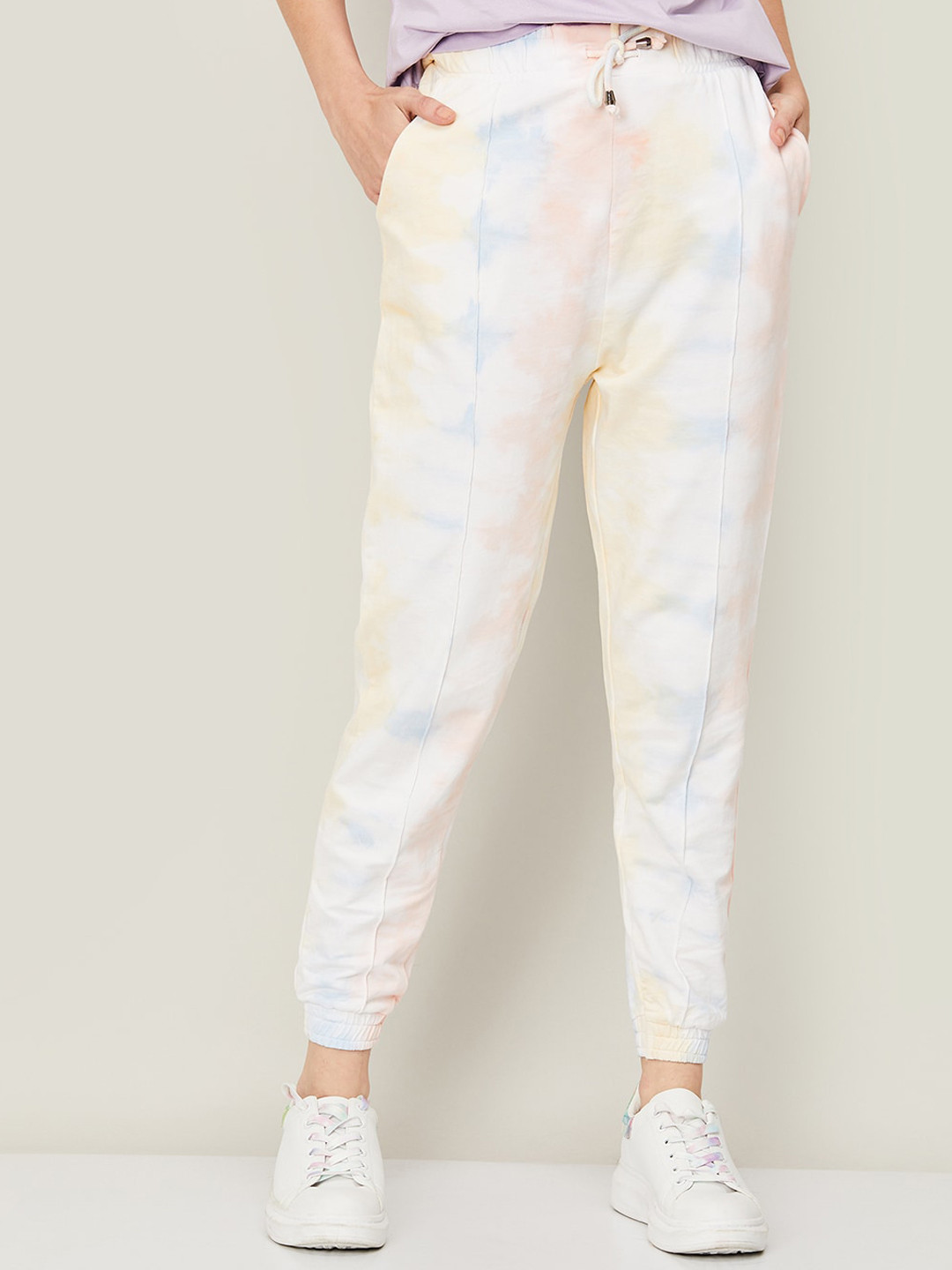 

Ginger by Lifestyle Women White & Peach Tie & Dye Joggers Trousers