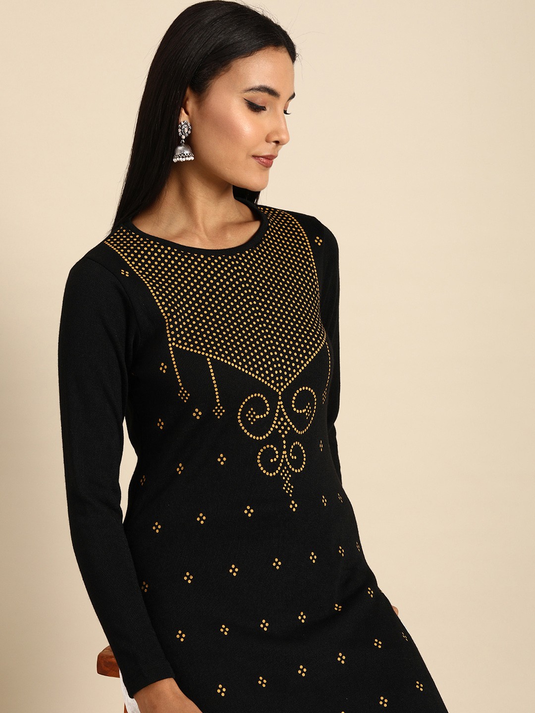 

Anouk Women Black & Yellow Geometric Printed Winter Kurta