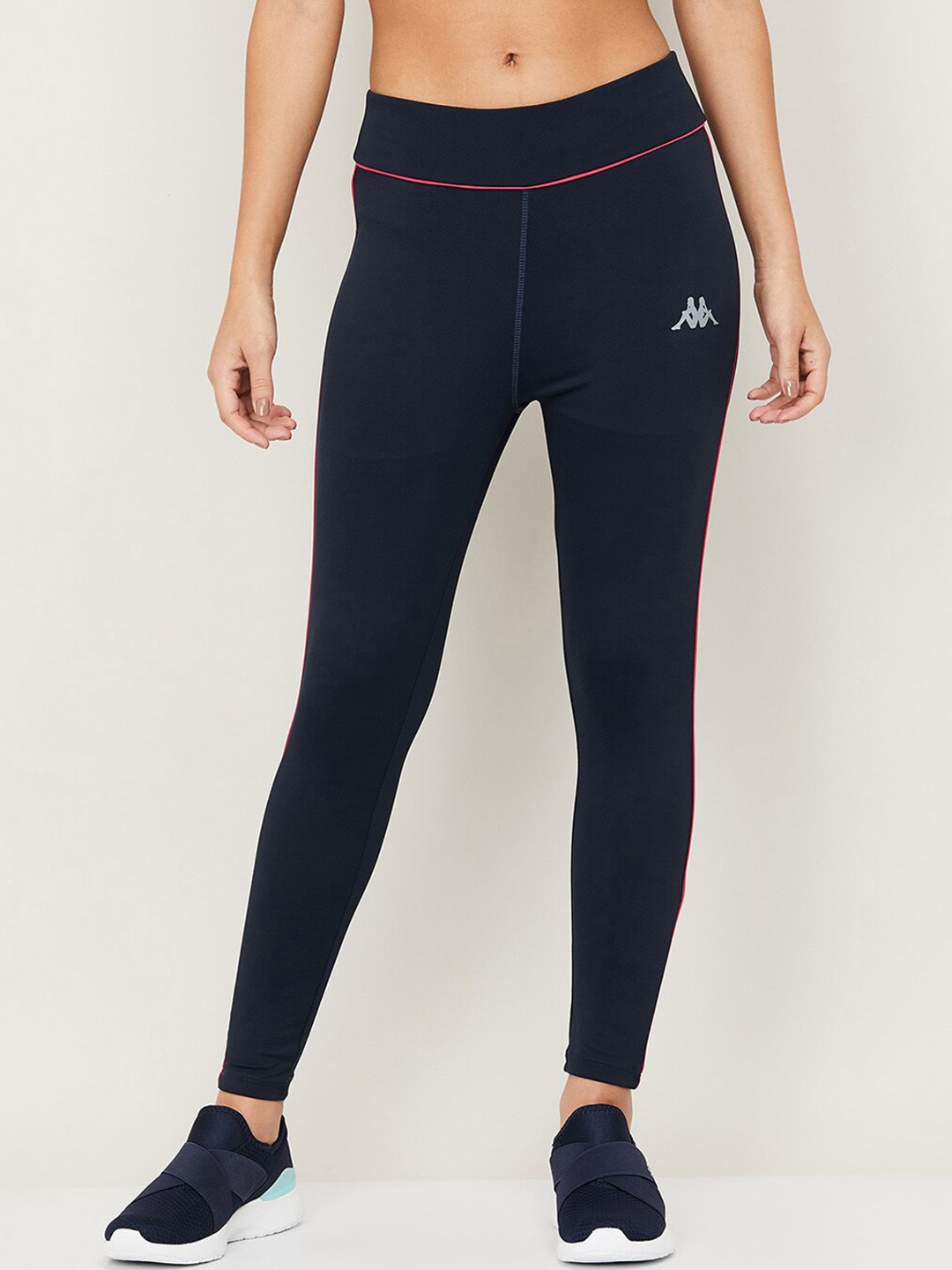 

Kappa Women Blue Solid Cotton Leggings