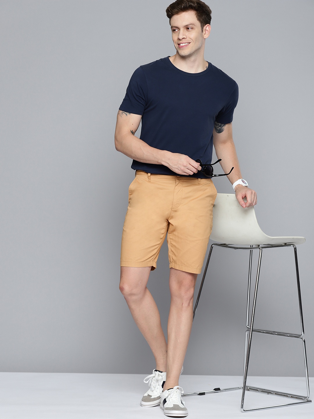 

Mast & Harbour Men Khaki Shorts