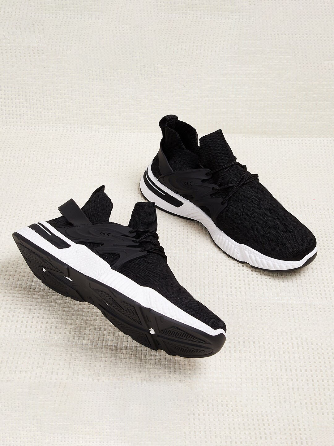 

Forca by Lifestyle Men Black Woven Design Sneakers