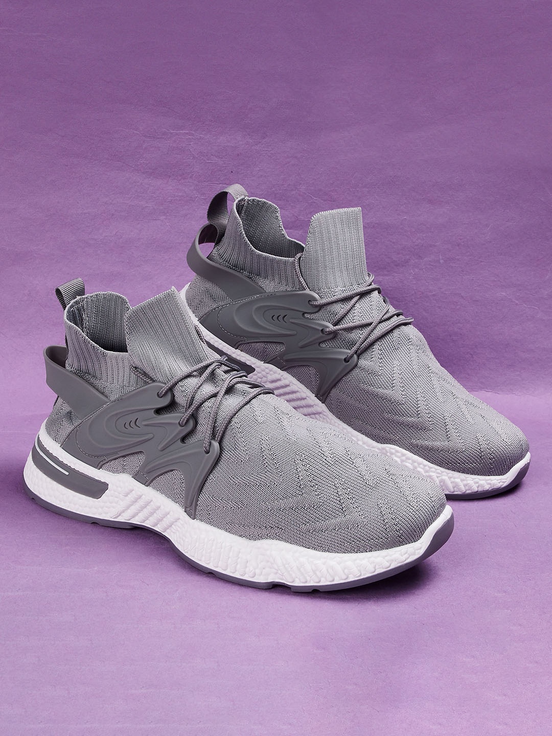 

Forca by Lifestyle Men Grey Woven Design PU Sneakers
