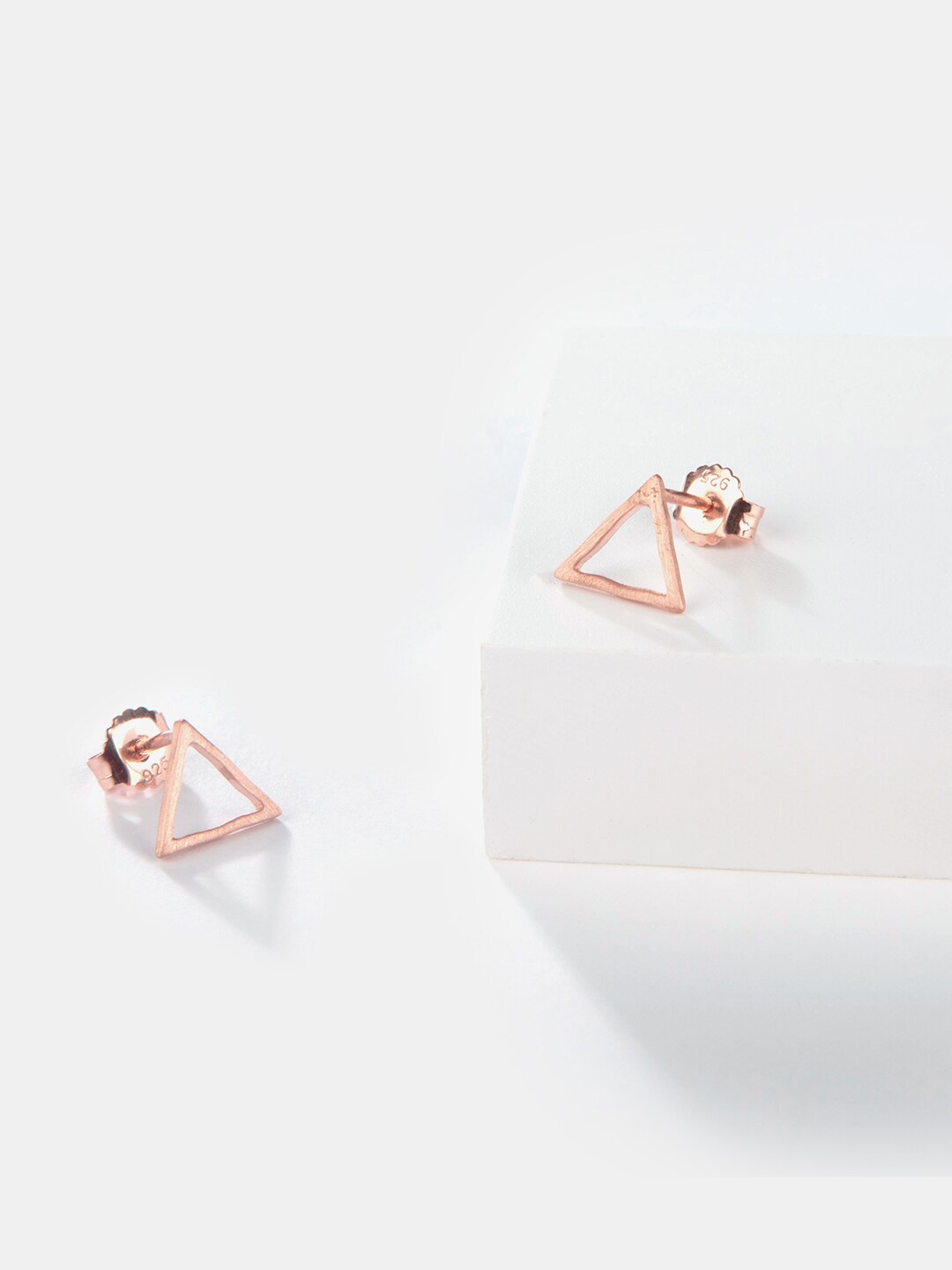 

SHAYA Rose Gold Triangular Studs Earrings