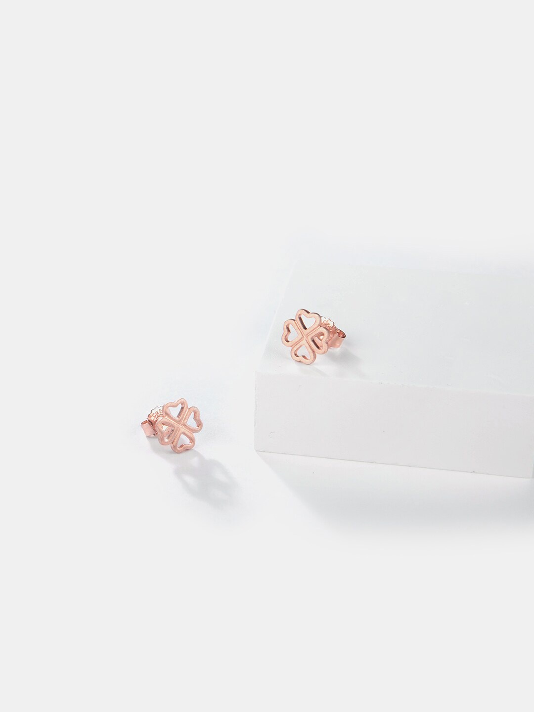 

SHAYA Gold-Toned Contemporary Studs Earrings
