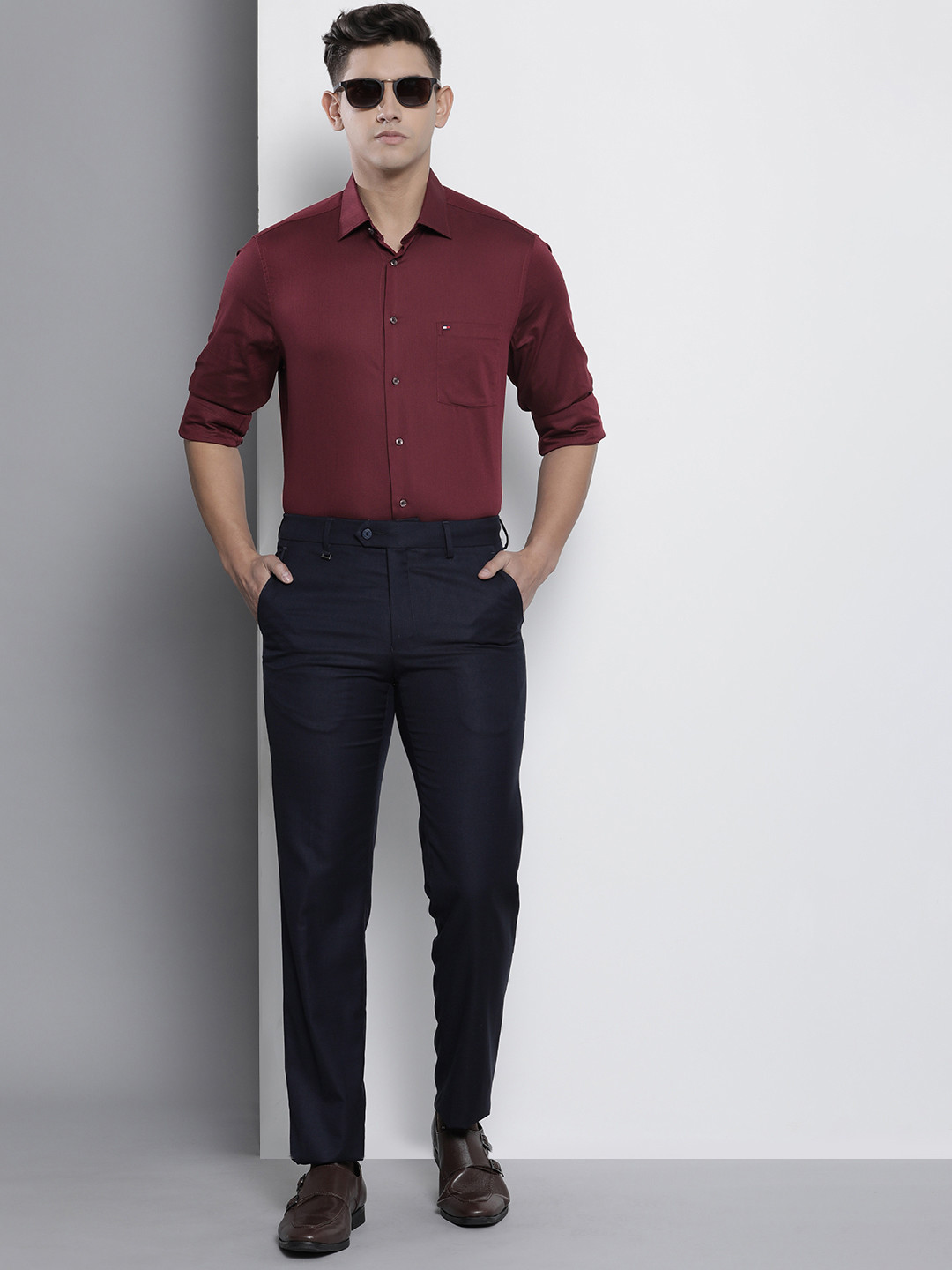 

Tommy Hilfiger Men Maroon Standard Pure Cotton Formal Shirt