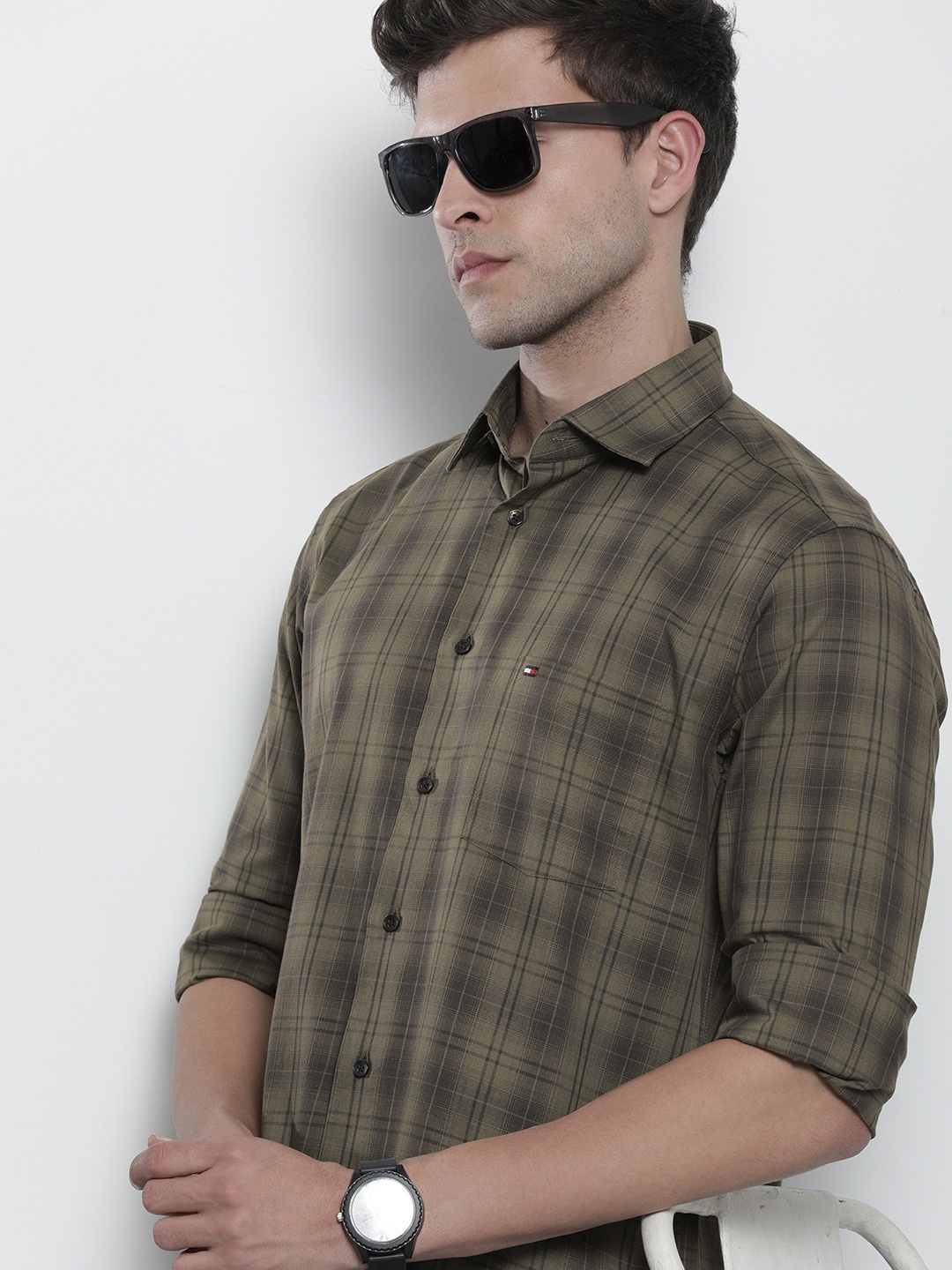 

Tommy Hilfiger Men Standard Pure Cotton Checked Casual Shirt, Olive