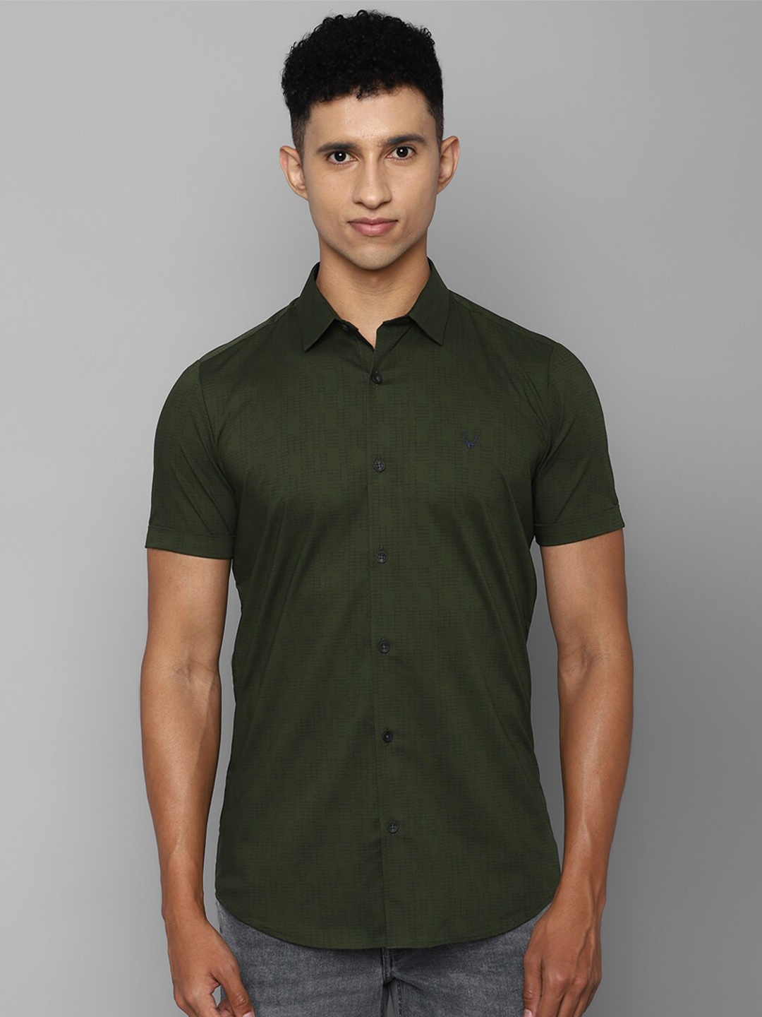 

Allen Solly Men Olive Green Short Sleeves Slim Fit Casual Shirt