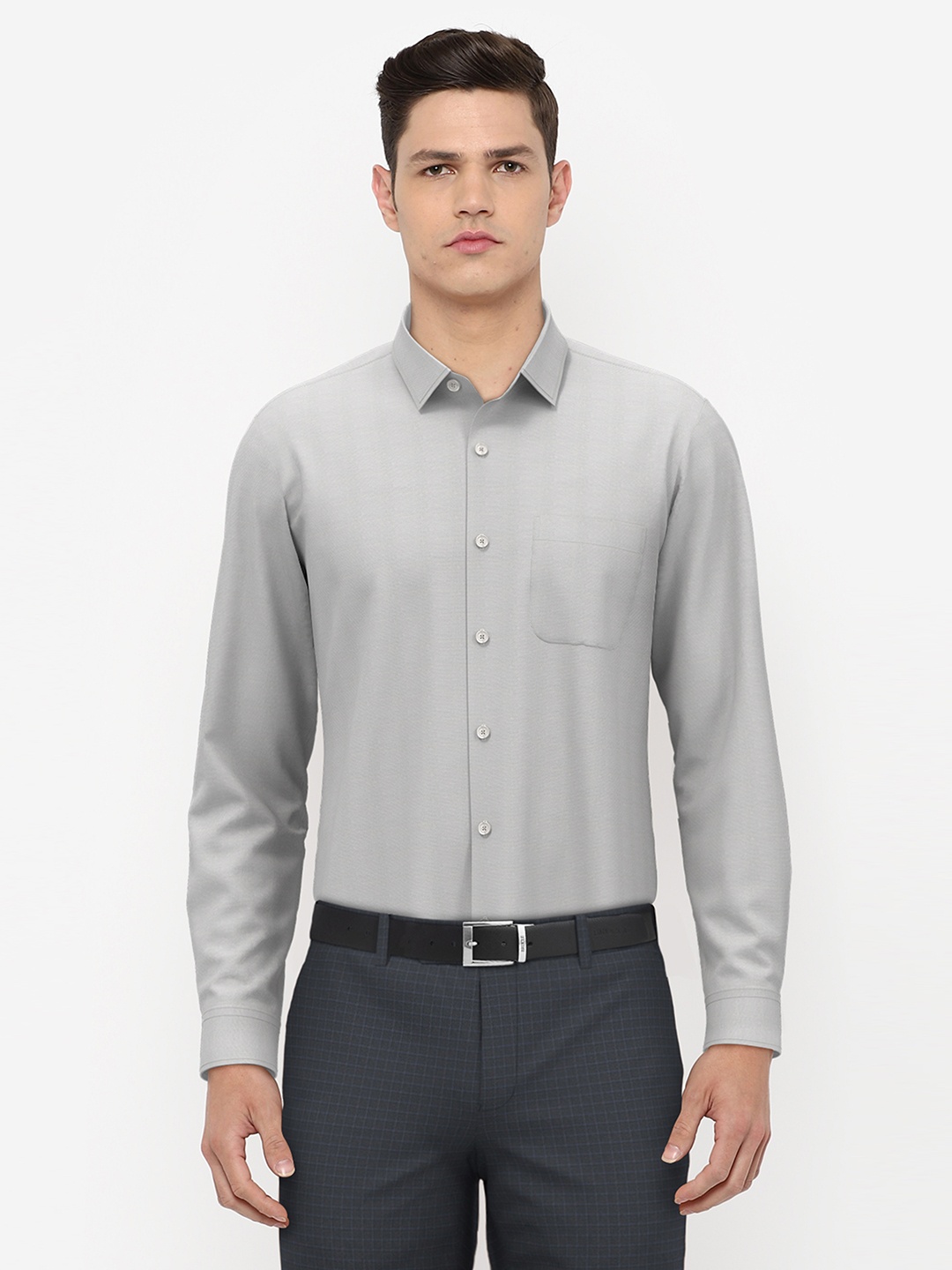 

Peter England Men Grey Striped Formal Shirt