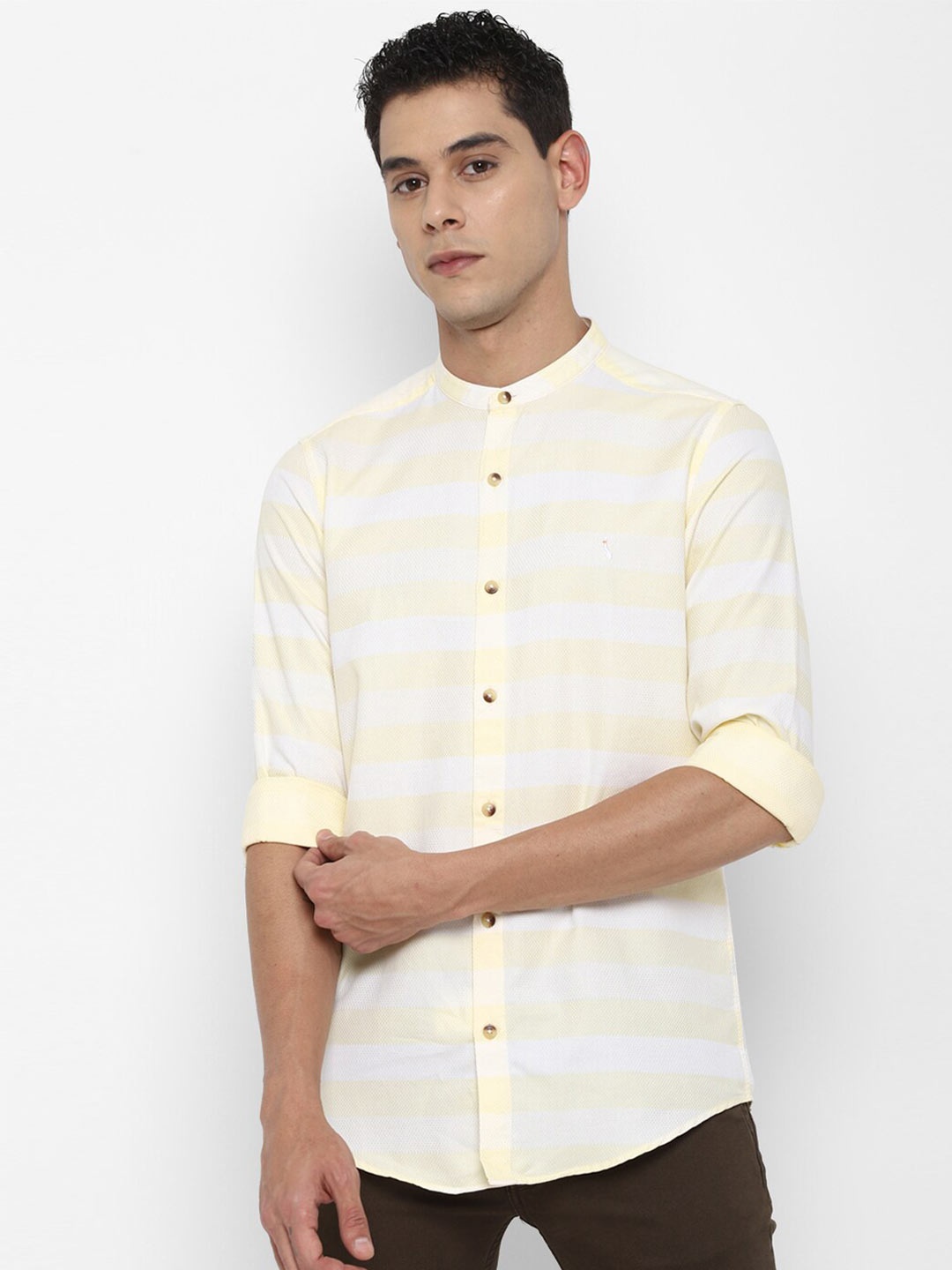 

SIMON CARTER LONDON Men Yellow Slim Fit Horizontal Striped Casual Shirt 100% Cotton
