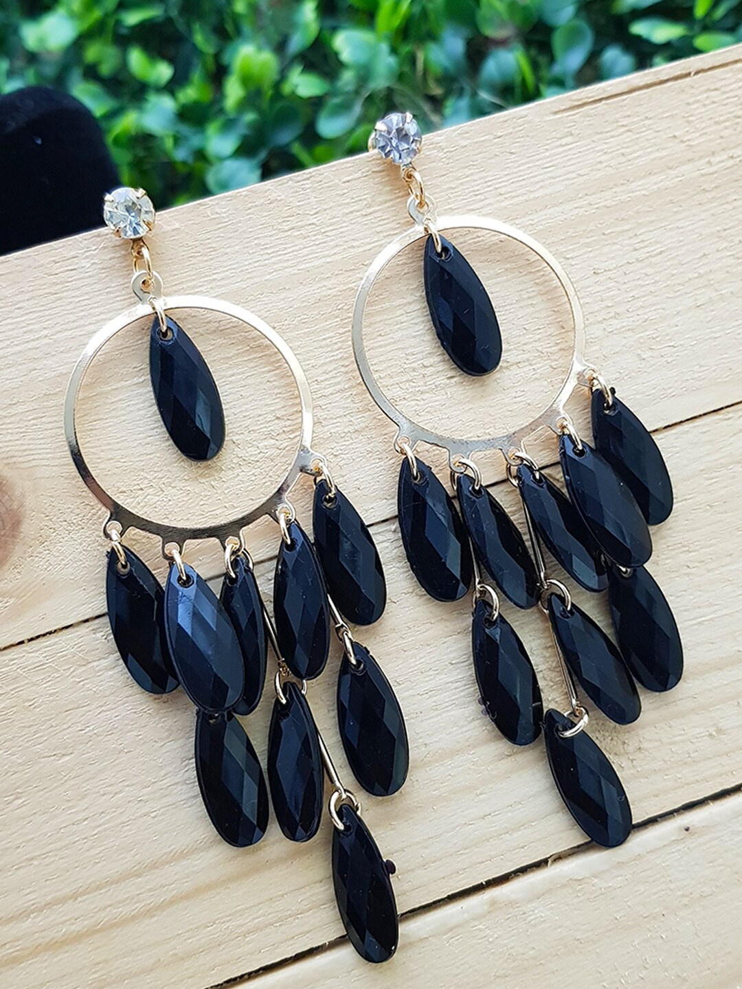 

GRIIHAM Black Contemporary Drop Earrings
