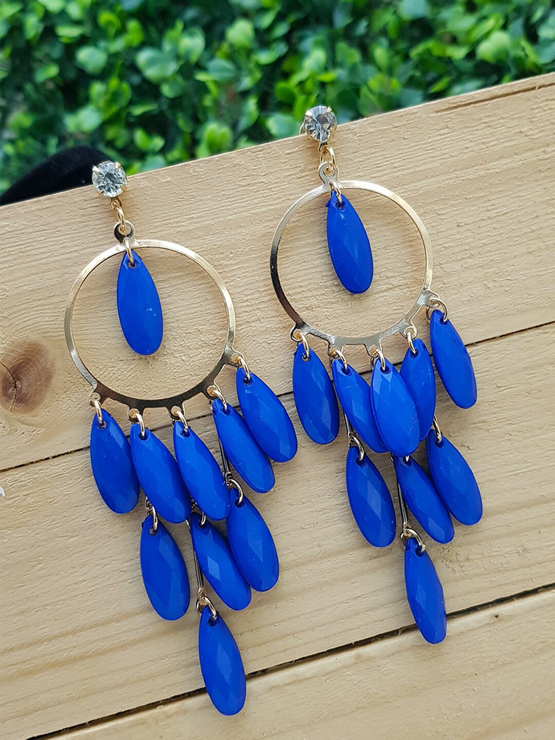 

GRIIHAM Women Blue Contemporary Party Wear Grain Drop Earrings