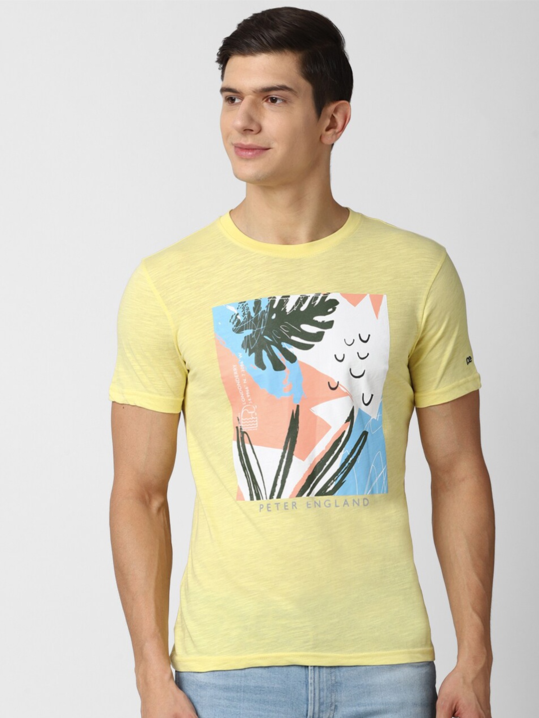 

Peter England Casuals Men Yellow Printed Slim Fit T-shirt