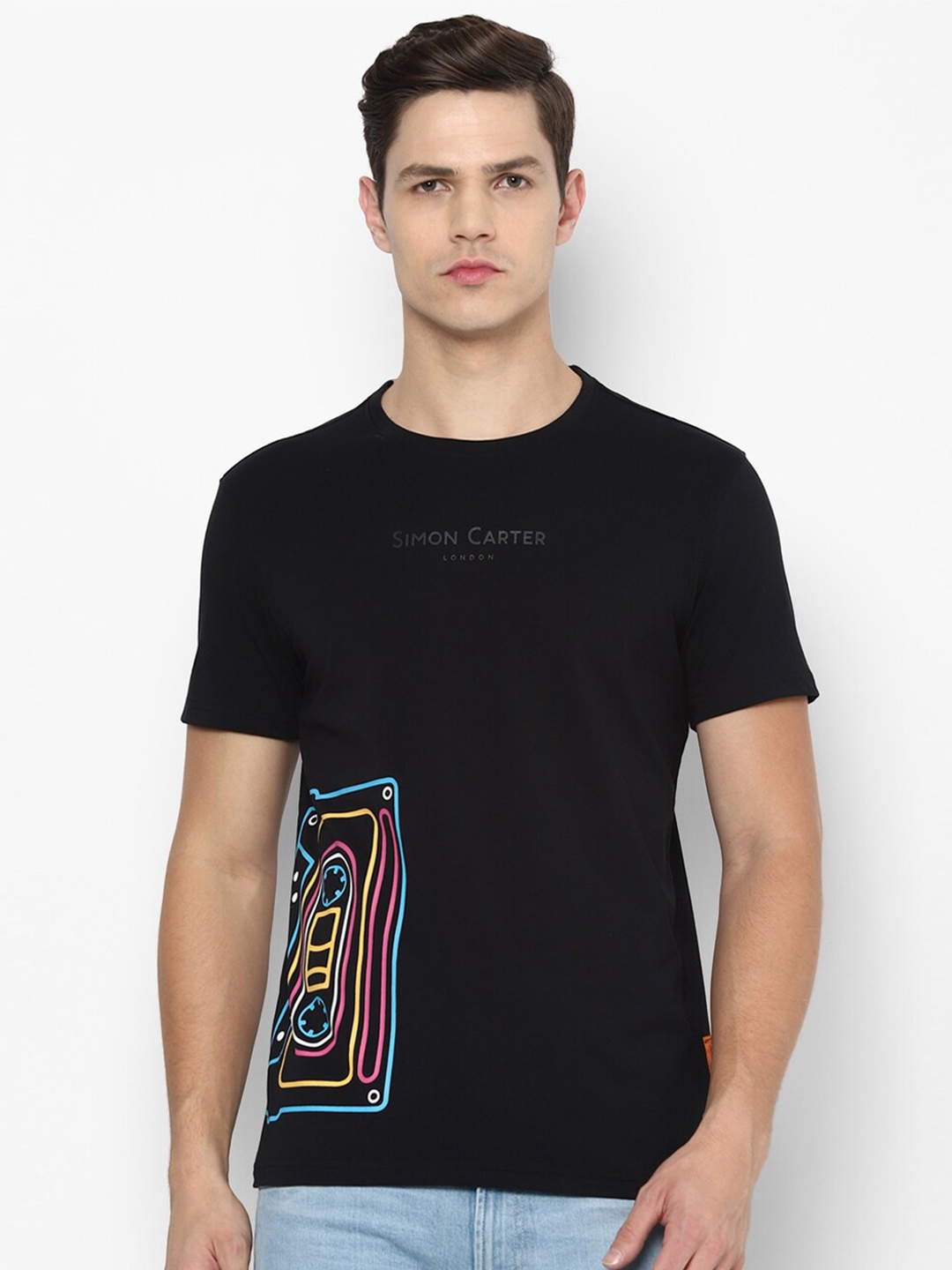 

SIMON CARTER LONDON Men Black Printed Pure Cotton Slim Fit T-shirt