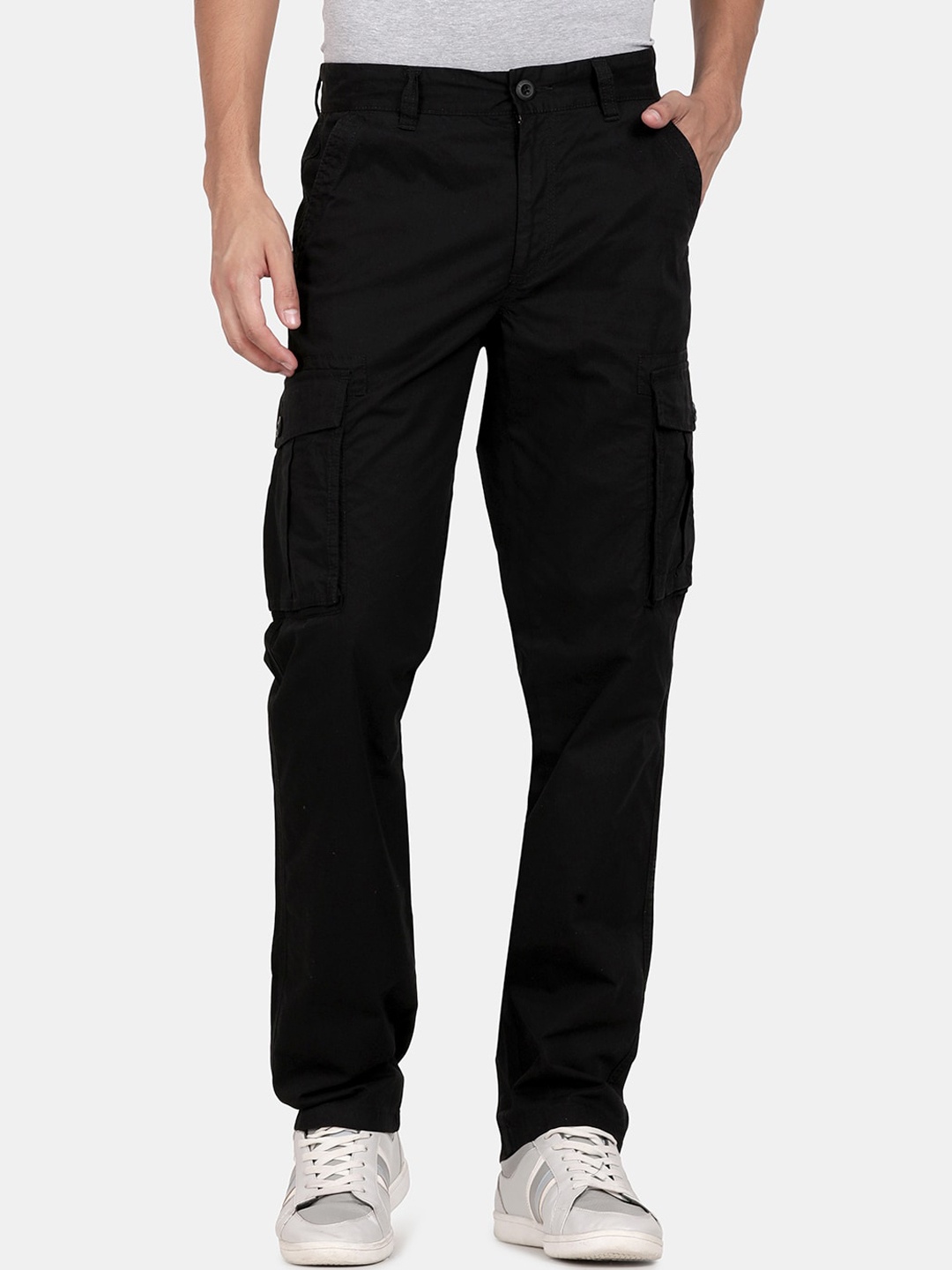 

t-base Men Black Easy Wash Cargos Trousers