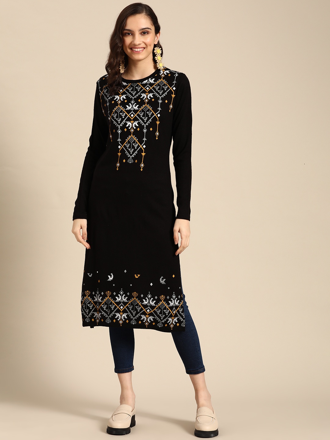 

Sangria Women Black Ethnic Motifs Print Winter Kurta