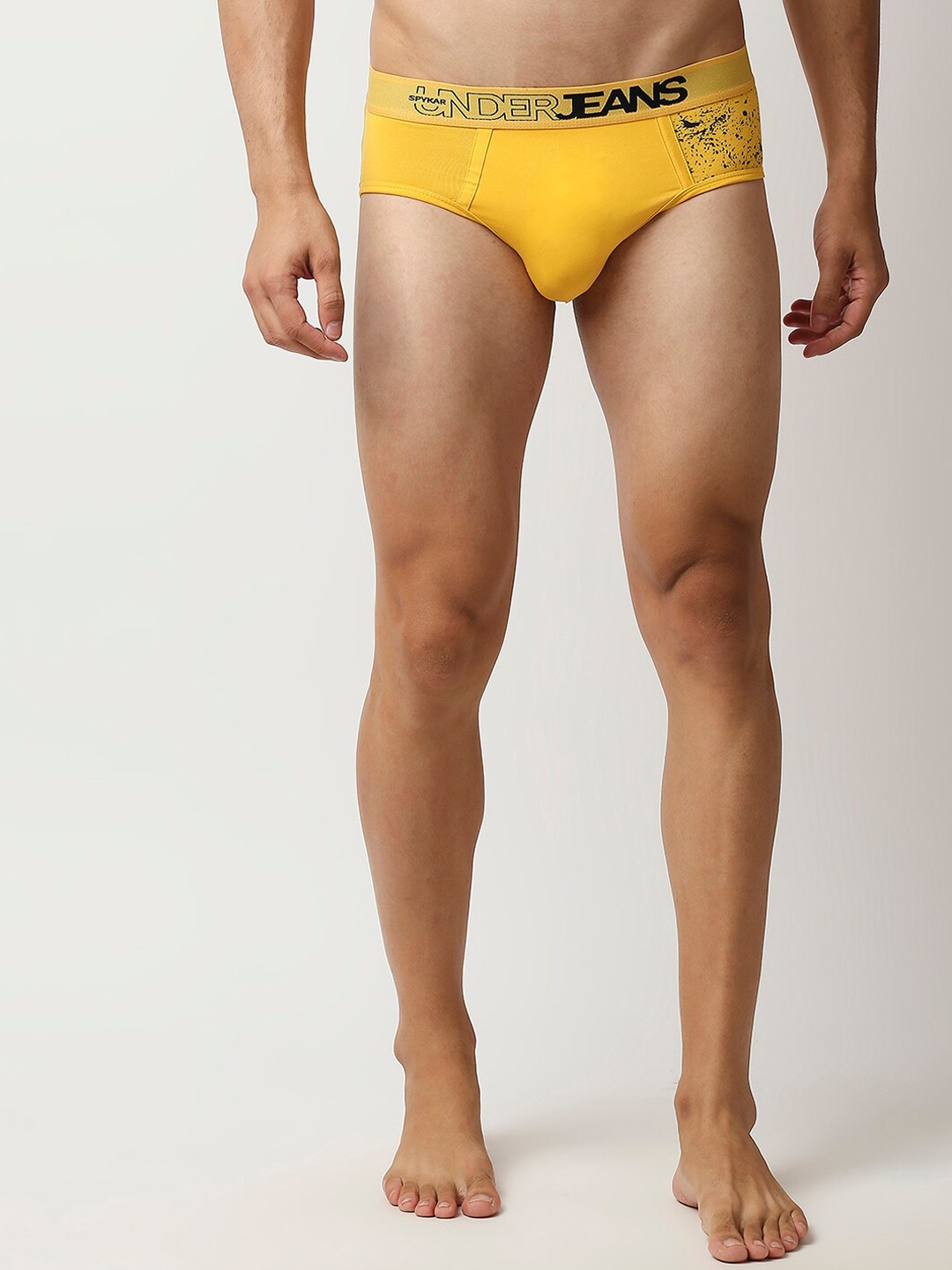 

UnderJeans by Spykar Men Yellow Solid Cotton Blend Basic Briefs UJNPBS019YELLOW