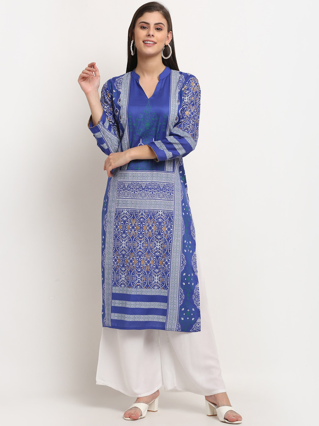

GRACIT Women Blue & White Ethnic Motifs Printed Pure Cotton Kurta with Palazzos