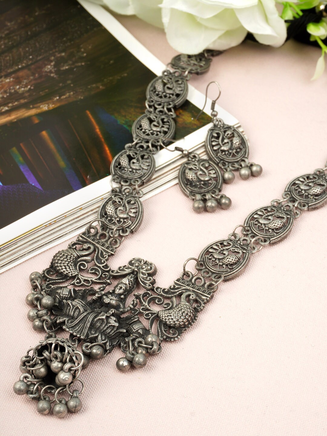 

Urmika Oxidised Silver-Toned Beaded Jewellery Set