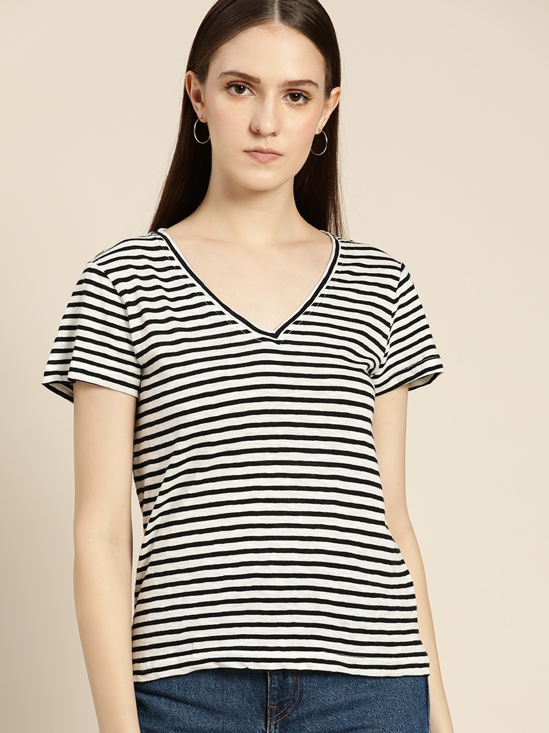

INVICTUS Women Black & White Striped V-Neck Monochrome T-shirt