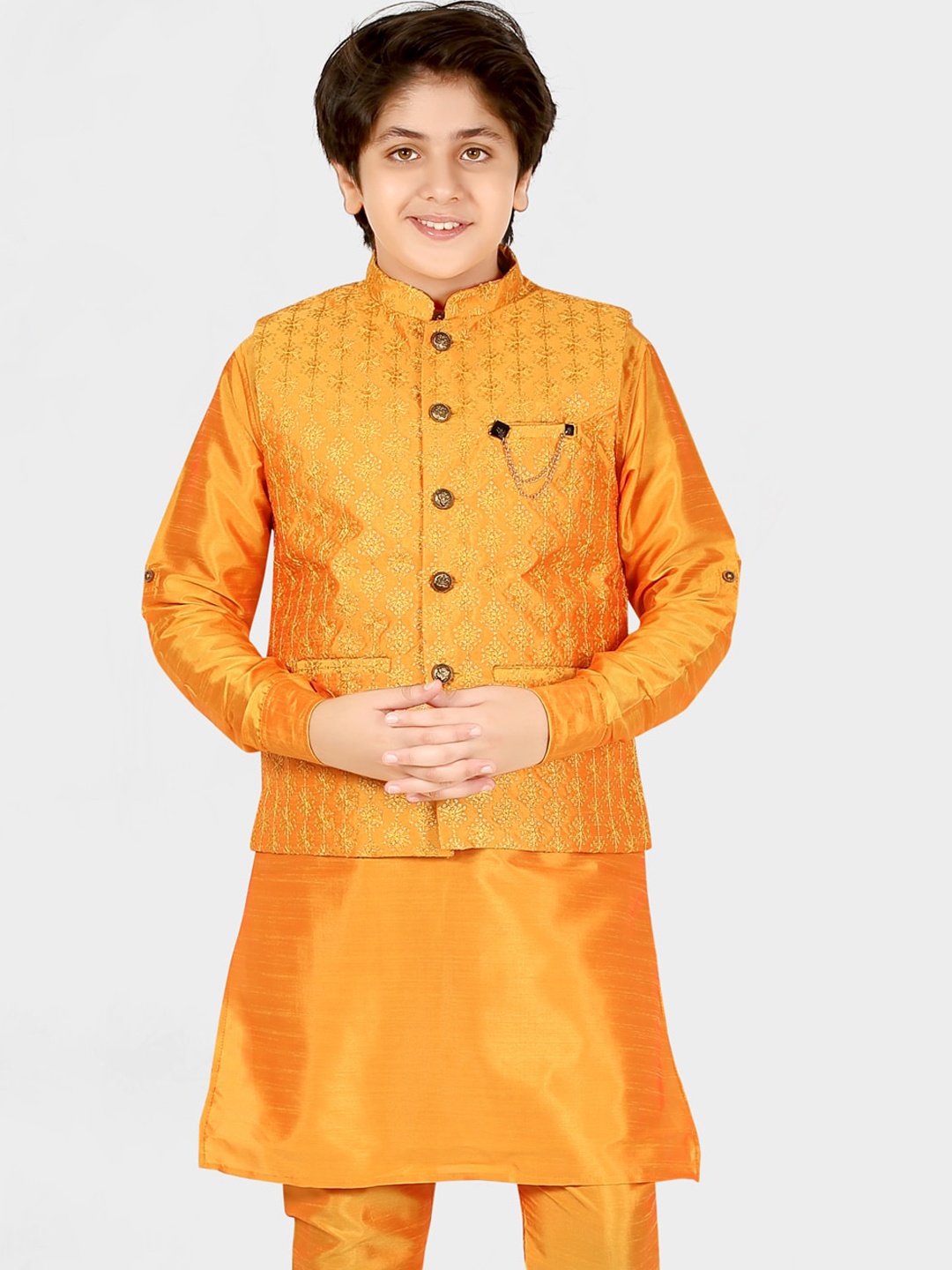 

CAVIO Boys Gold-Toned Thread Work Kurta with Pyjamas & With Nehru Jacket