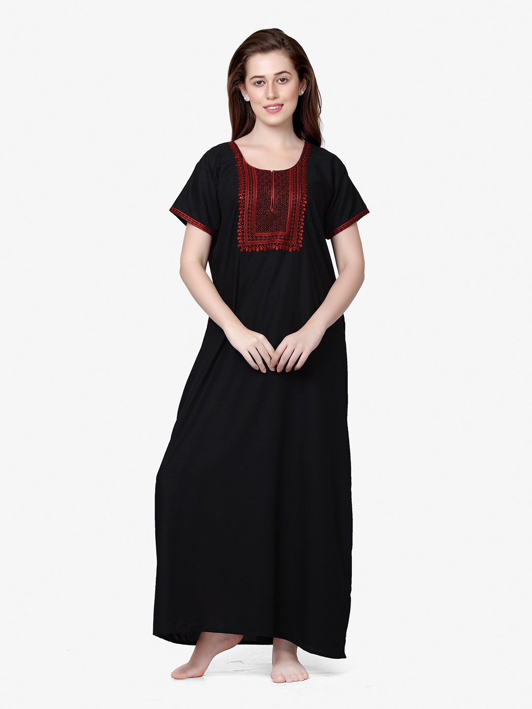 

Sand Dune Black Printed Maxi Nightdress