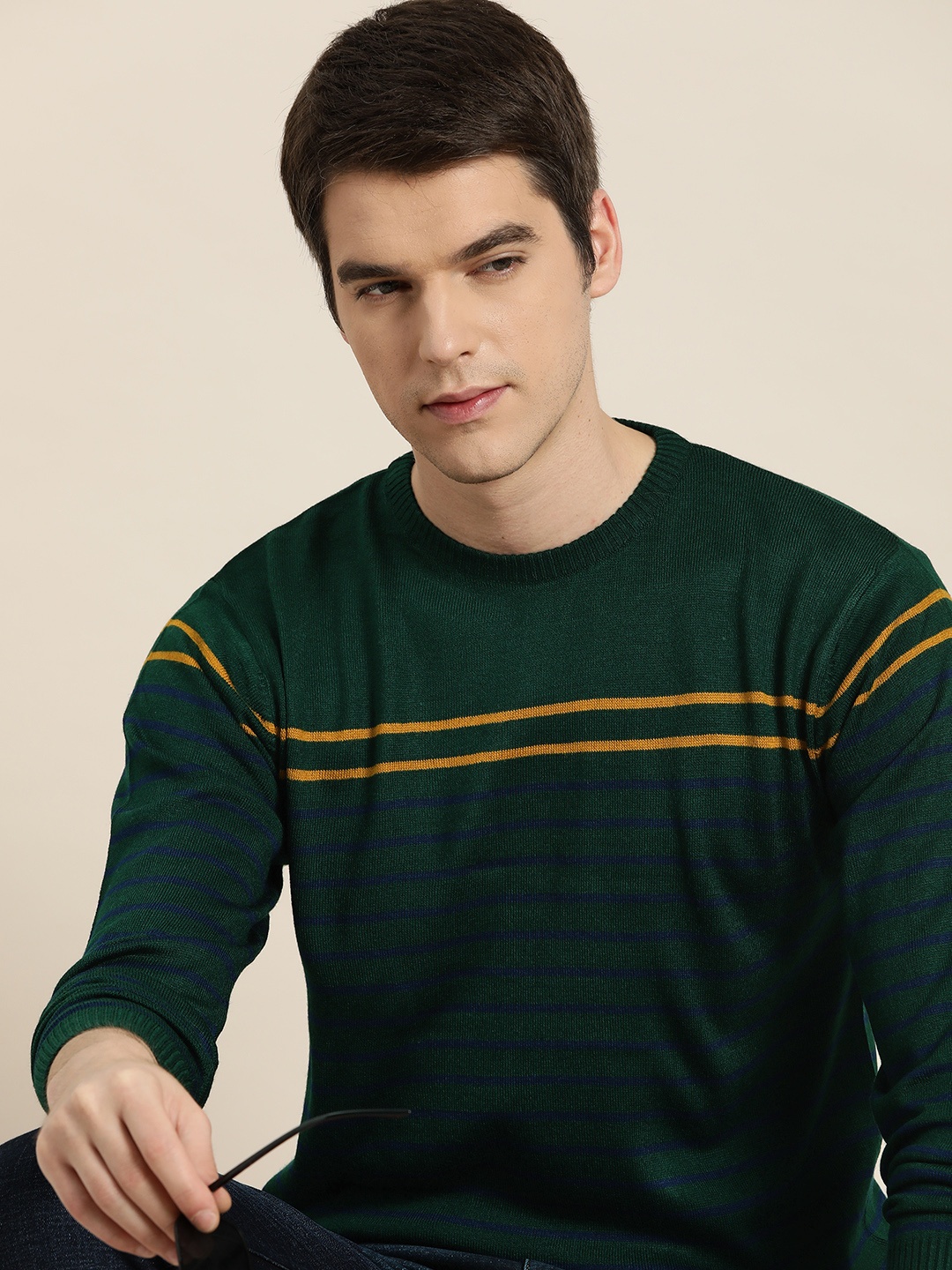 

INVICTUS Men Green & Mustard Yellow Striped Striped Pullover