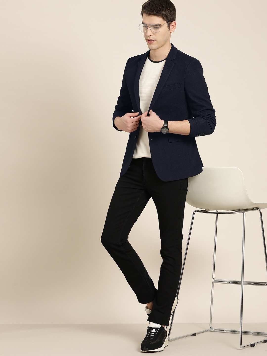 

INVICTUS Textured Slim Fit Smart Casual Blazer, Navy blue