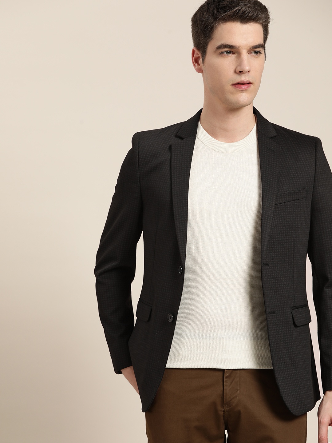 

INVICTUS Men Black Self-Checked Single-Breasted Blazer