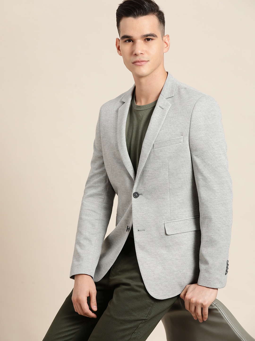 

INVICTUS Textured Slim Fit Single Breasted Blazer, Grey melange