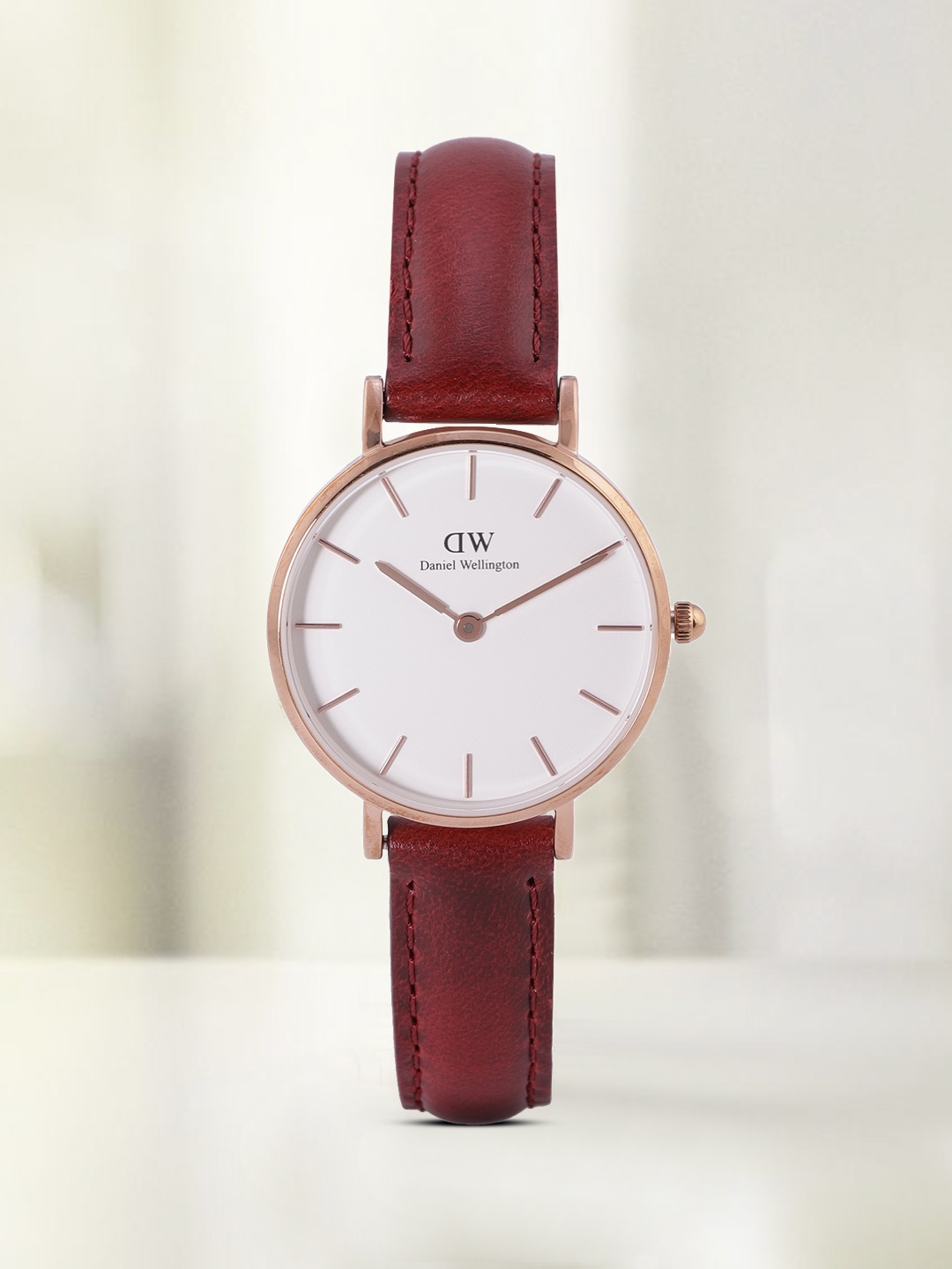 

Daniel Wellington Women White Petite Analogue Watch DW00100266