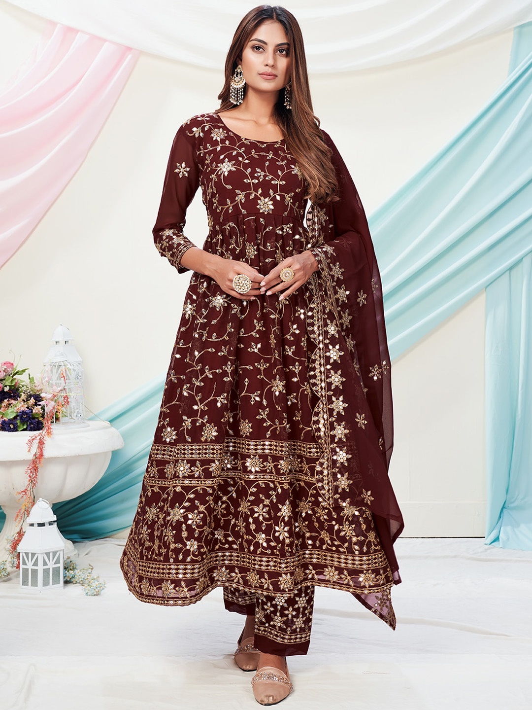 

WHITE FIRE Women Maroon Embroidered Georgette Kurta Set