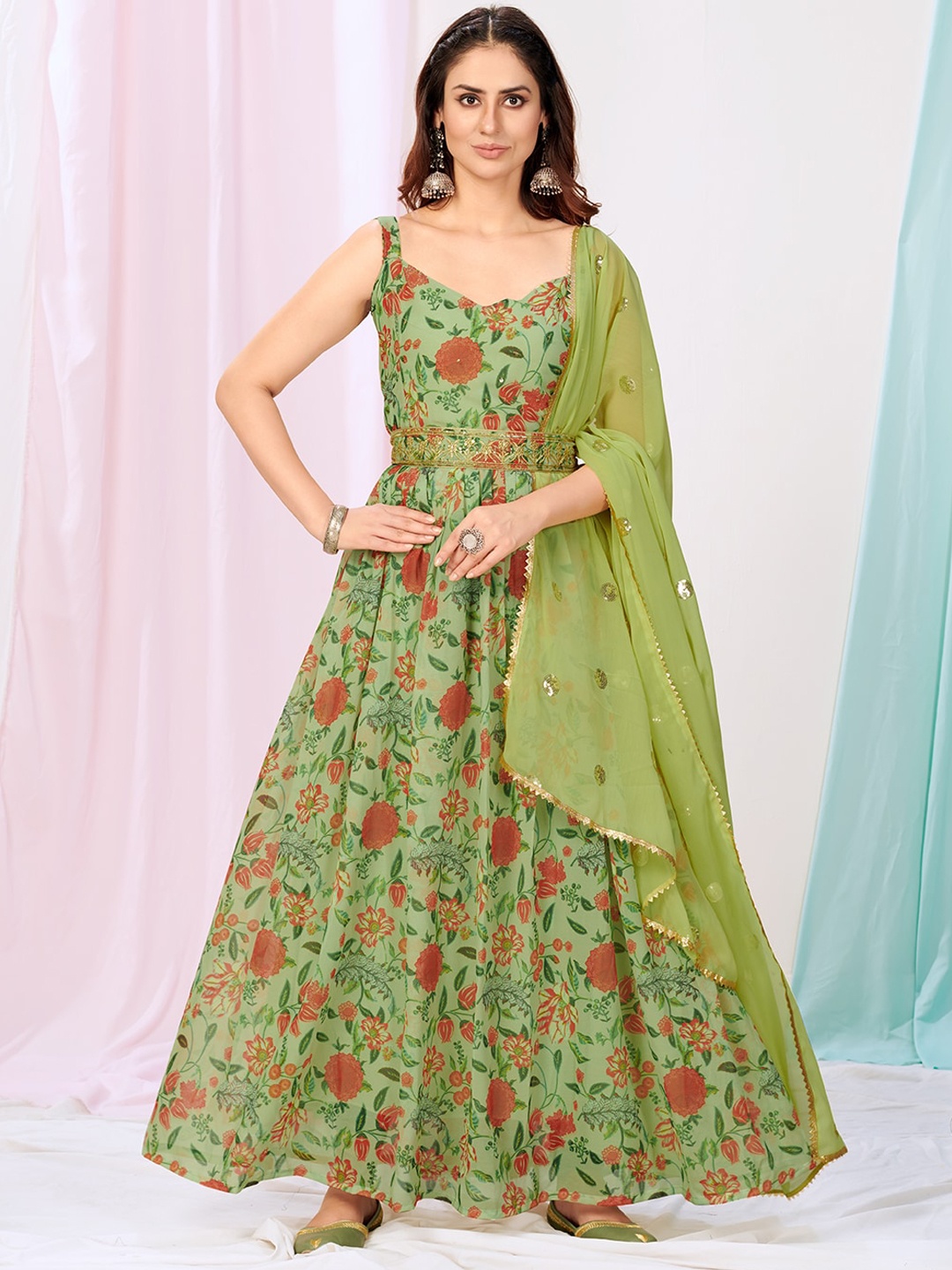 

WHITE FIRE Women Green Floral Printed Kurta With Trousers & Dupatta