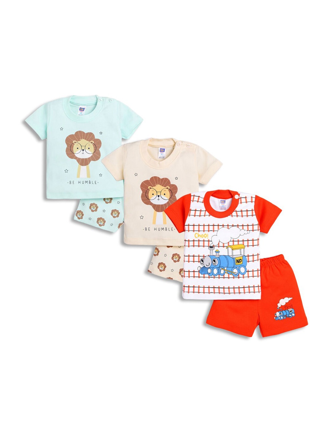 

Hopscotch Boys White Printed T-shirt with Shorts