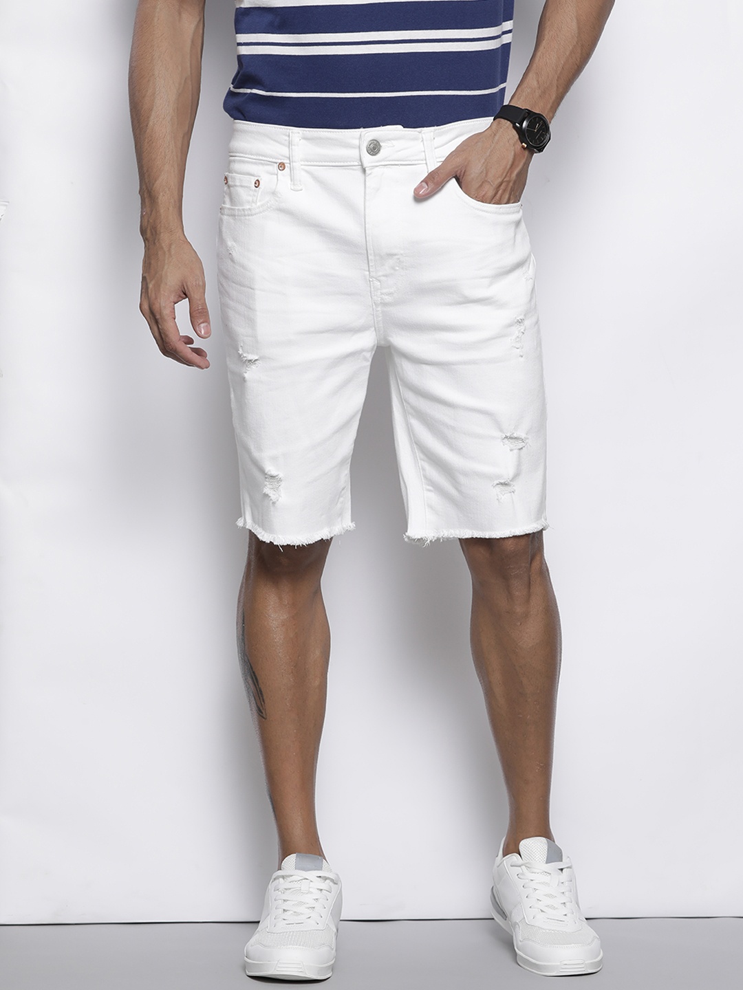 

AMERICAN EAGLE OUTFITTERS Men White Denim Shorts