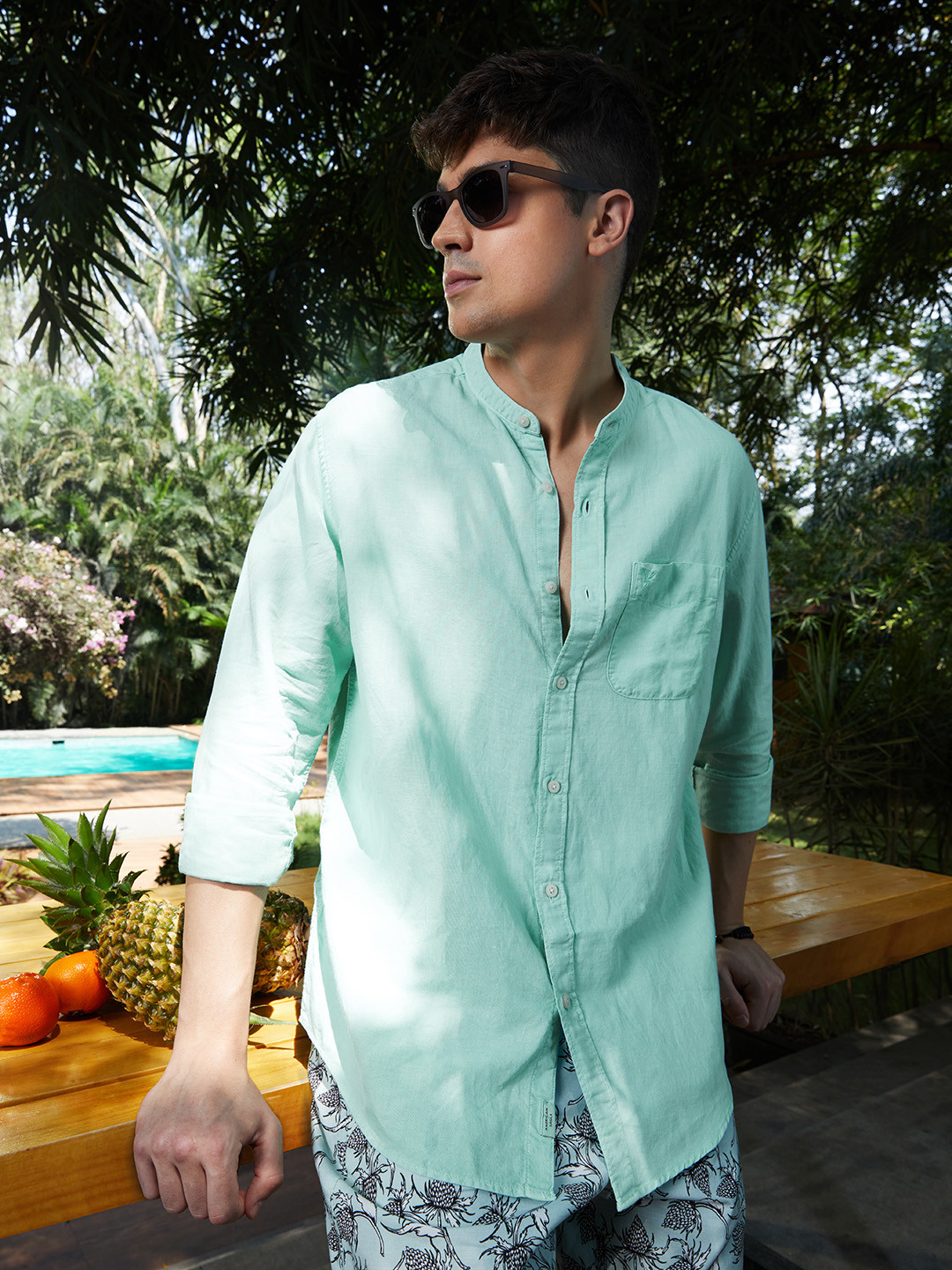 

AMERICAN EAGLE OUTFITTERS Men Blue Cotton Linen Classic Casual Shirt