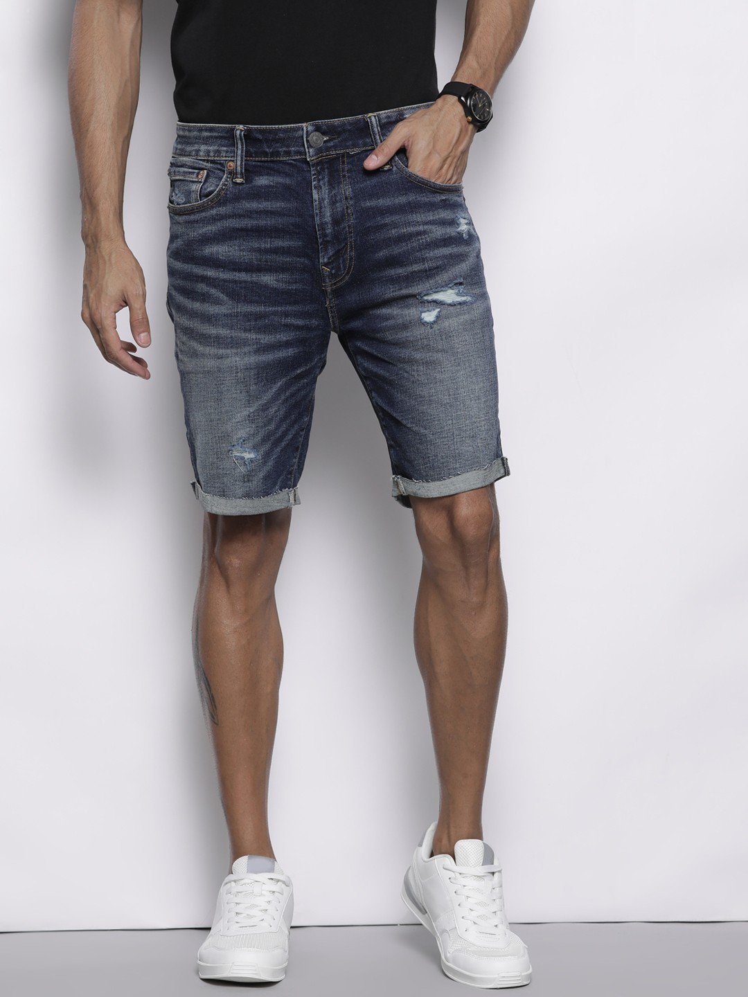 

AMERICAN EAGLE OUTFITTERS Men Navy Blue Distressed Denim Shorts