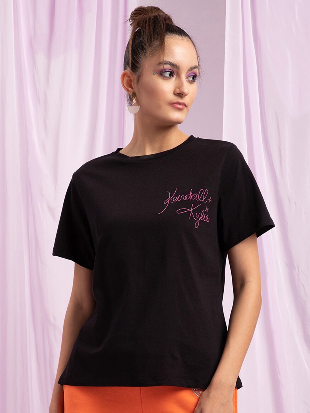 

KENDALL & KYLIE Women Black Typography Oversized T-shirt