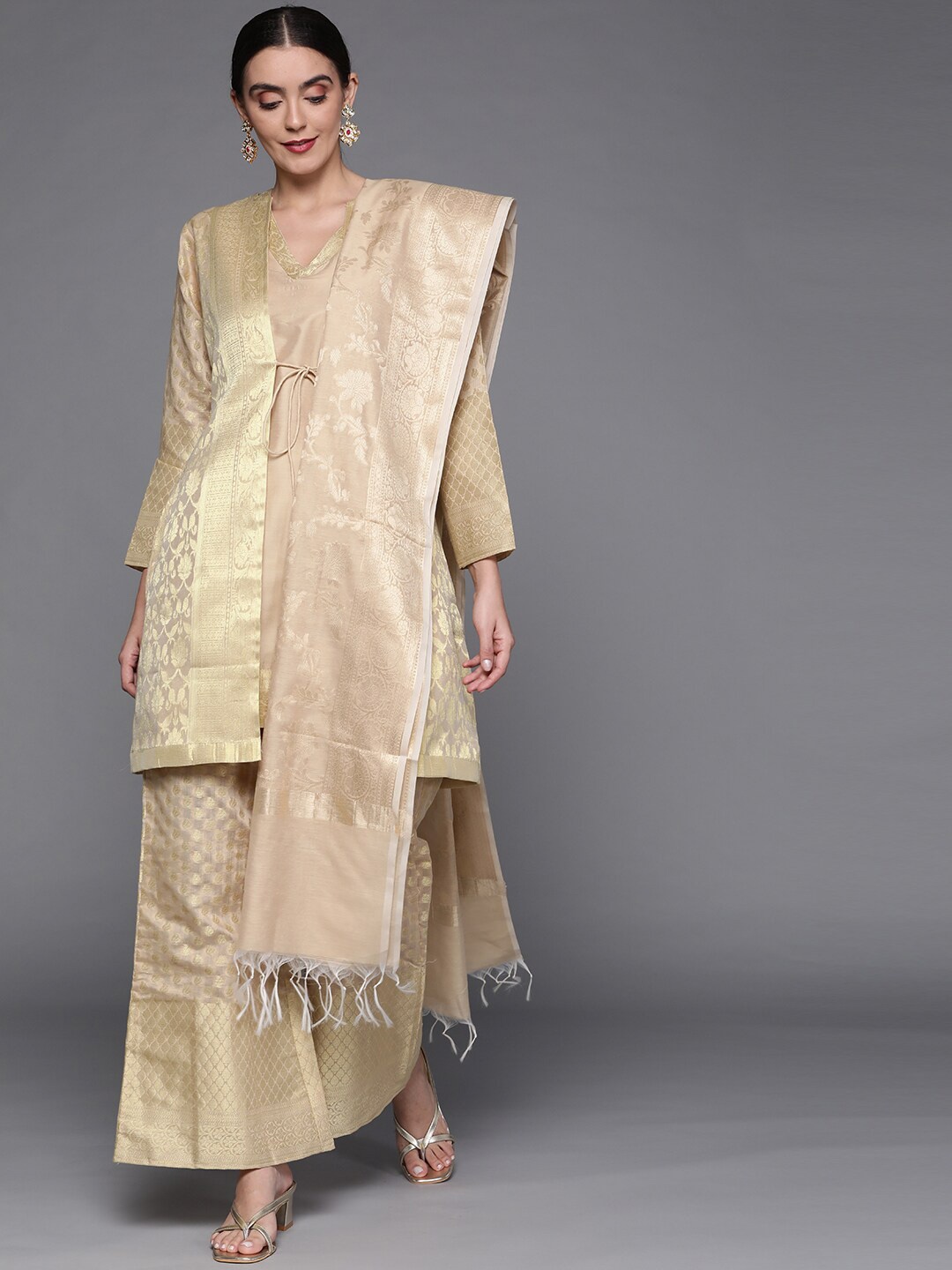 

Chhabra 555 Beige & Gold-Toned Unstitched Dress Material